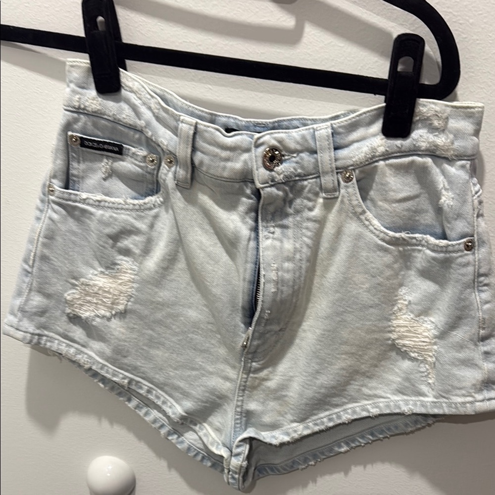 Dolce & Gabbana Women's Light Blue Denim Shorts fits size 6/8